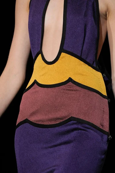 Look 76
